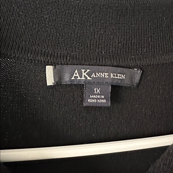 Anne klein 1X Black 3 Button-Down Women's knit top - Picture 2 of 5